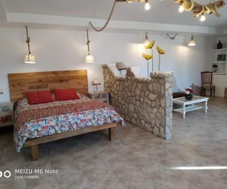 Otel Hotelmirador Las Grullas Montmesa